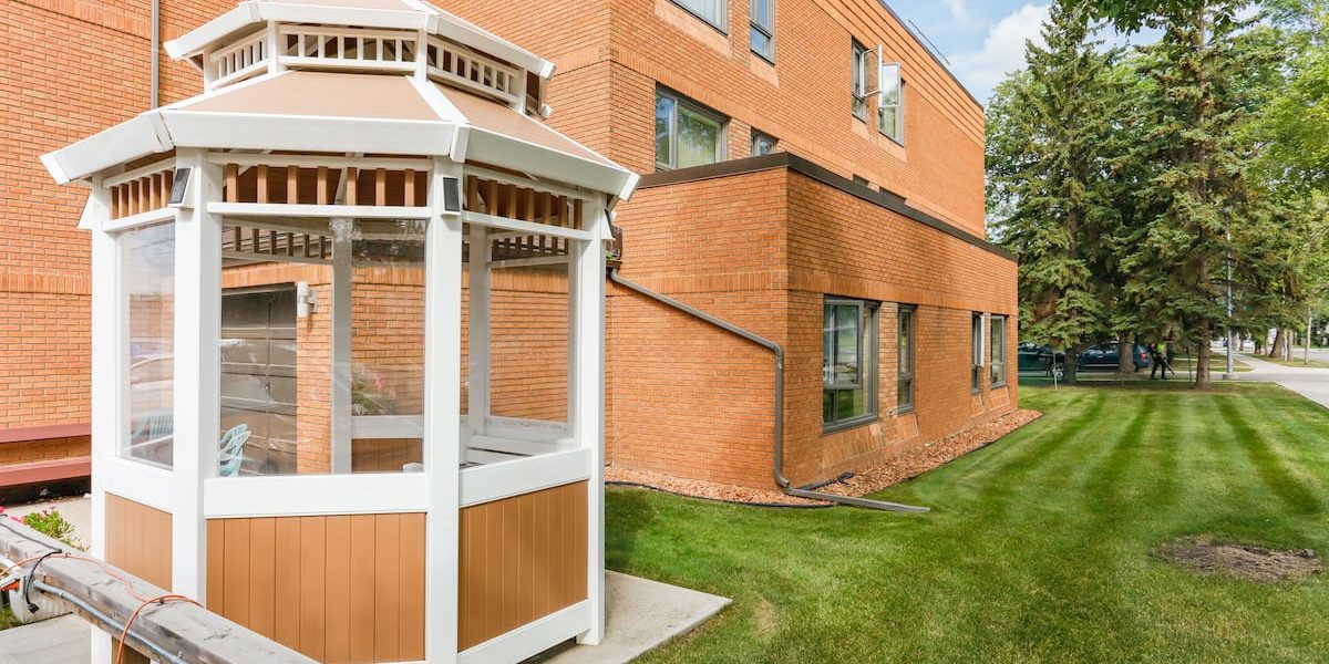 Father Hannas Backyard